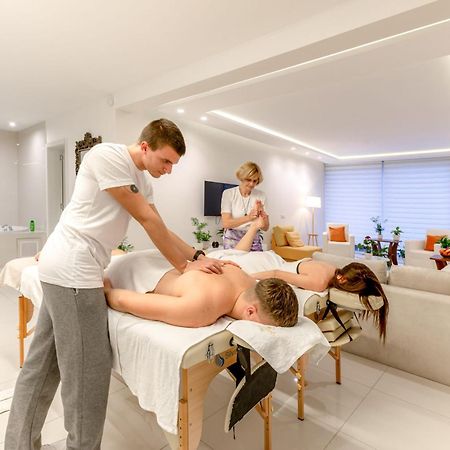 노비사드 Lux Hedonistic Life 아파트 호텔 외부 사진